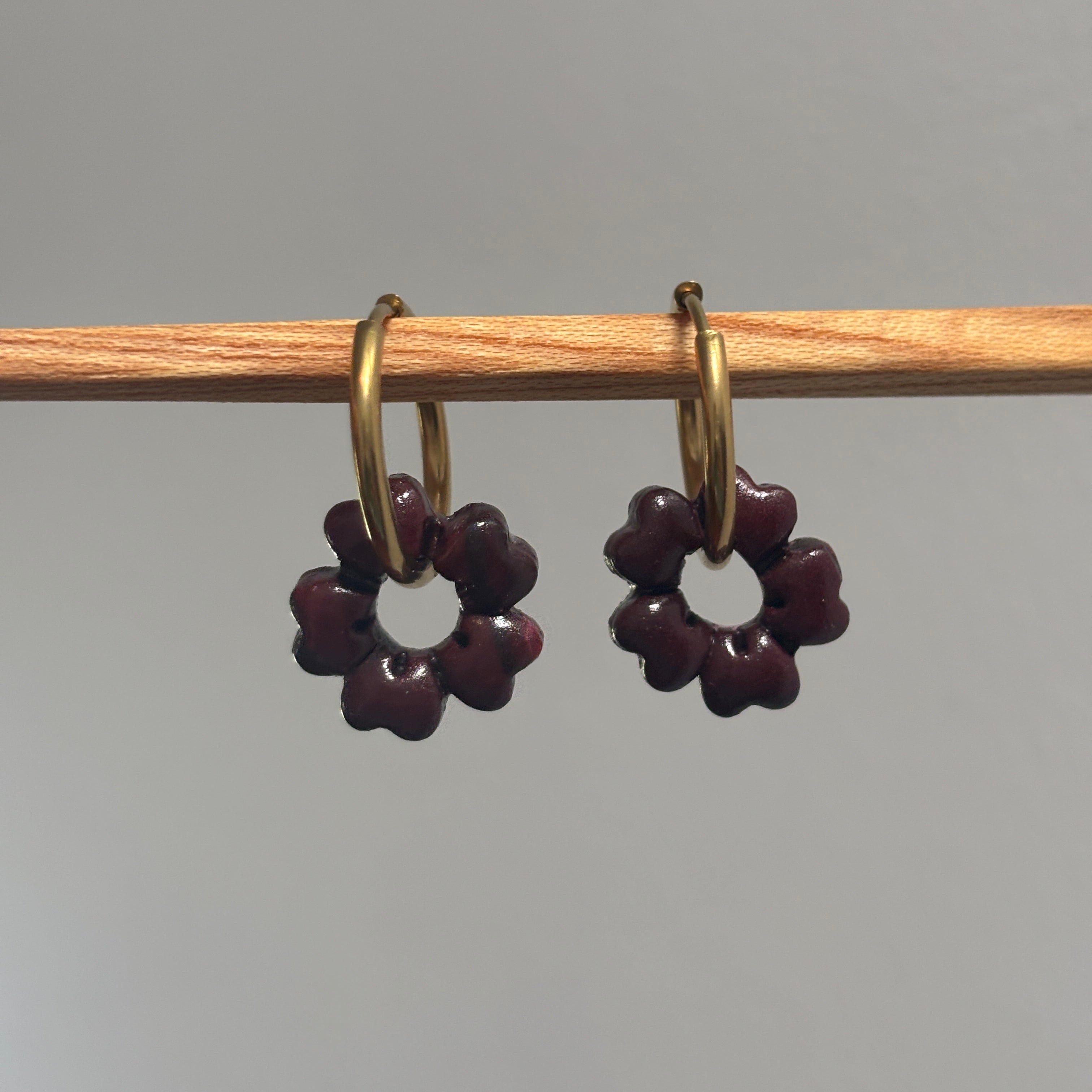 IVY CHARM - RED WINE