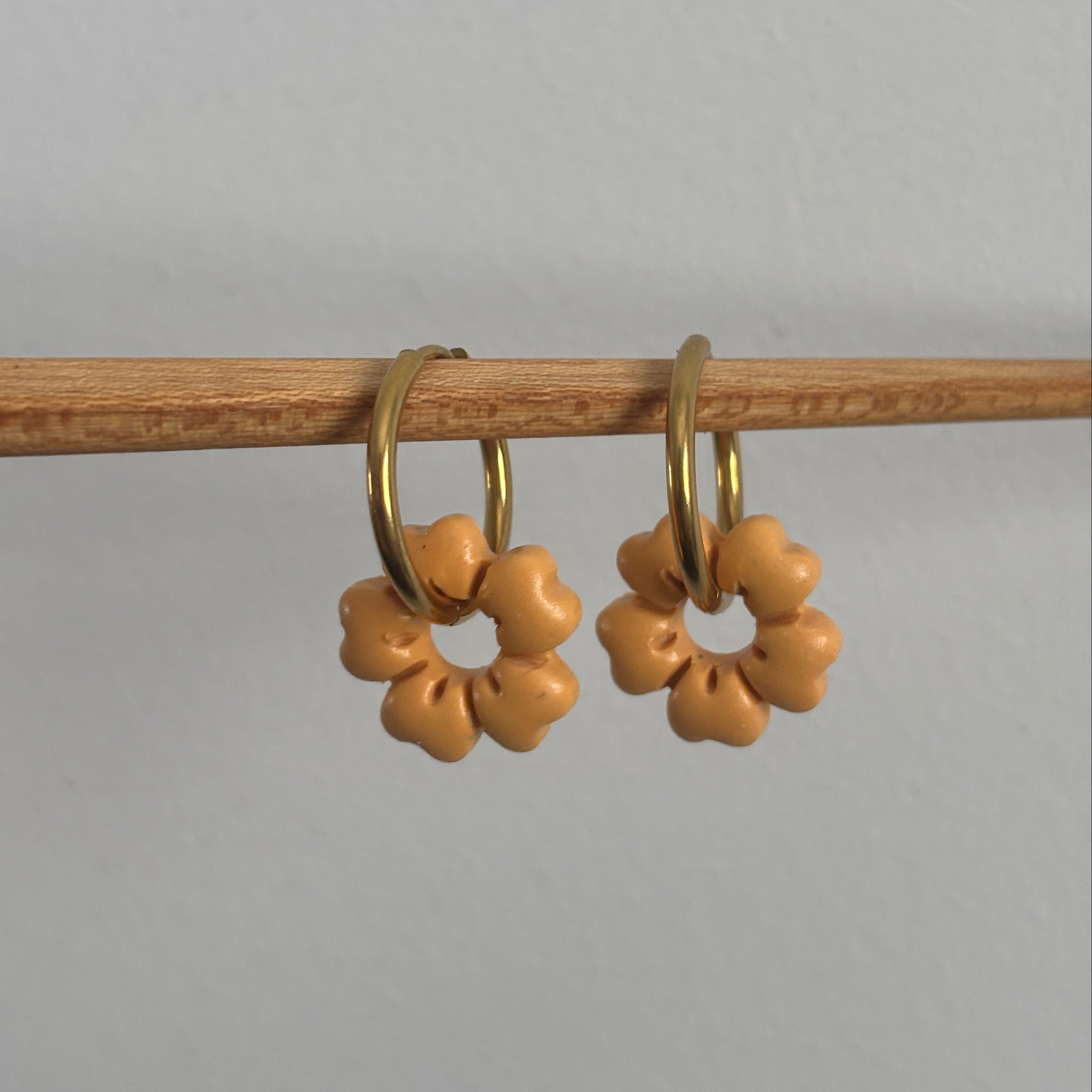 IVY CHARM - LIGHT ORANGE