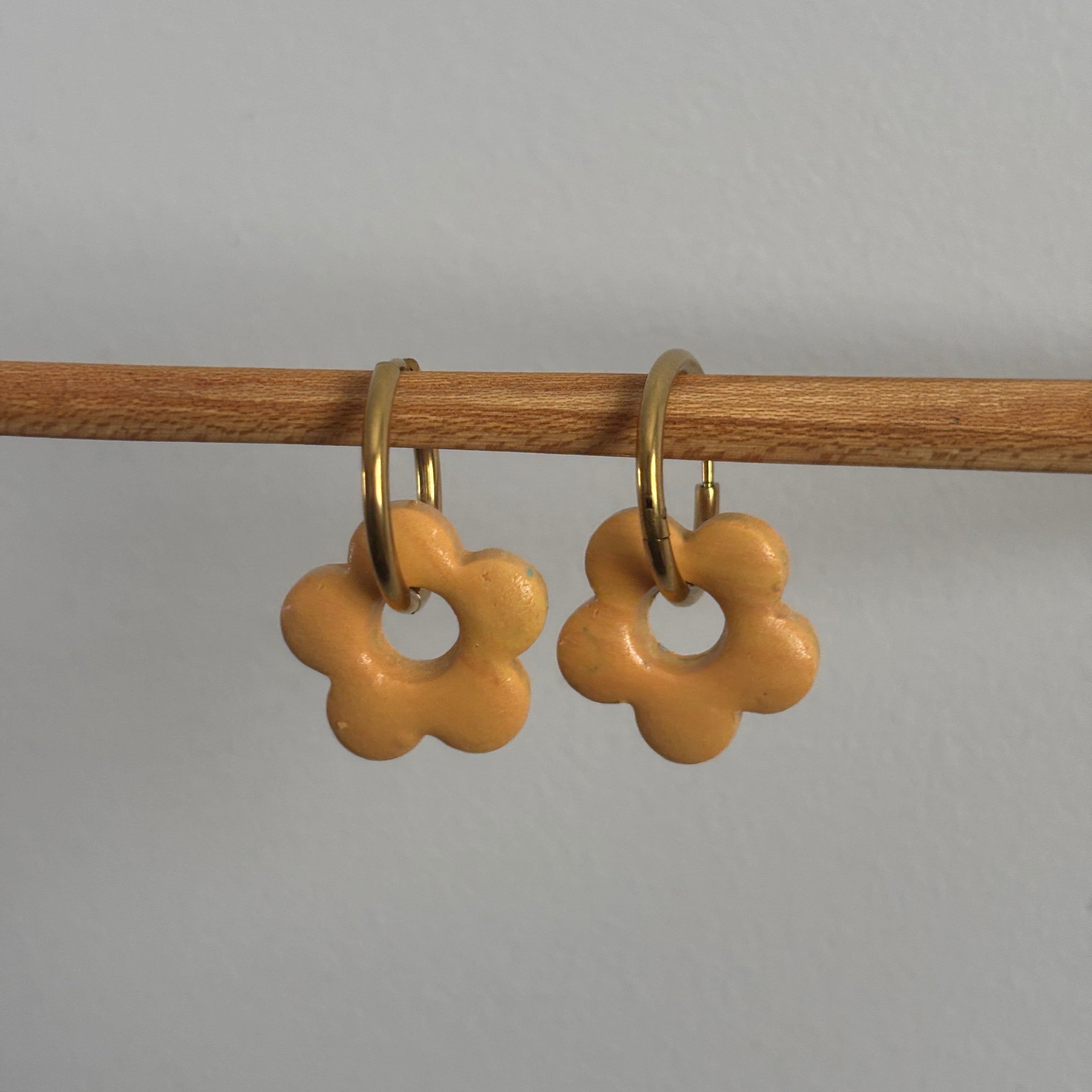 LULA CHARM - LIGHT ORANGE