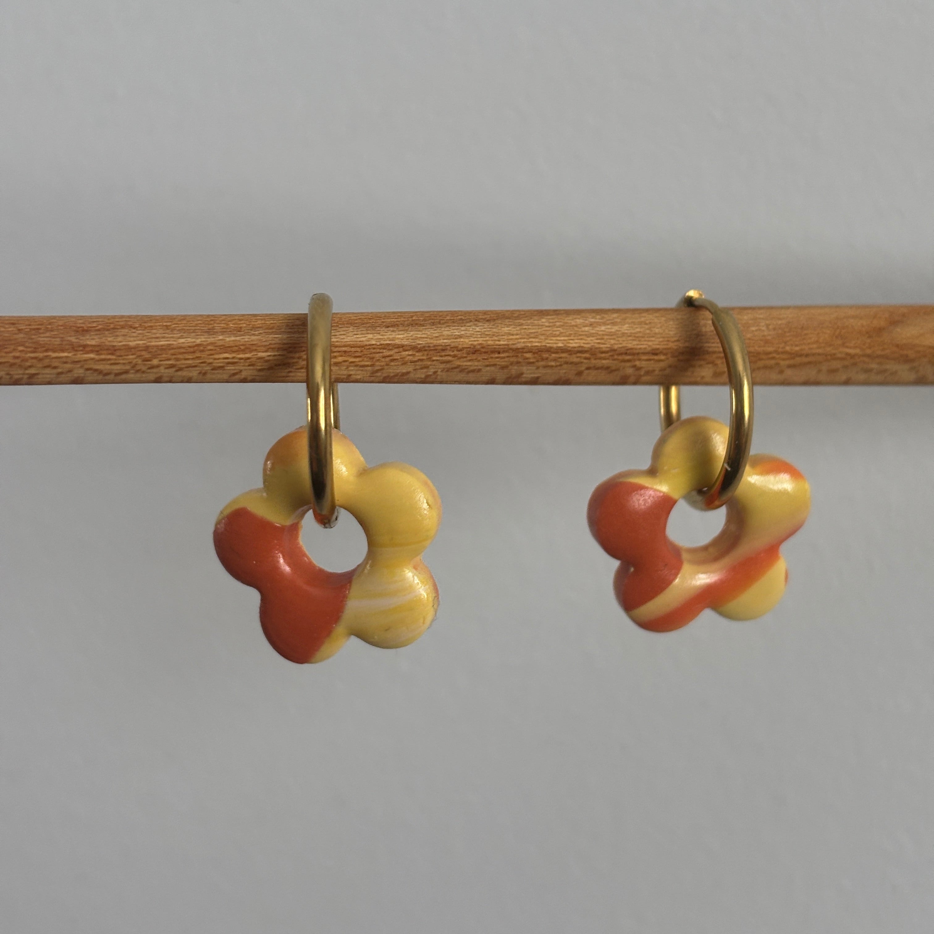 LULA CHARM - YELLOW & ORANGE