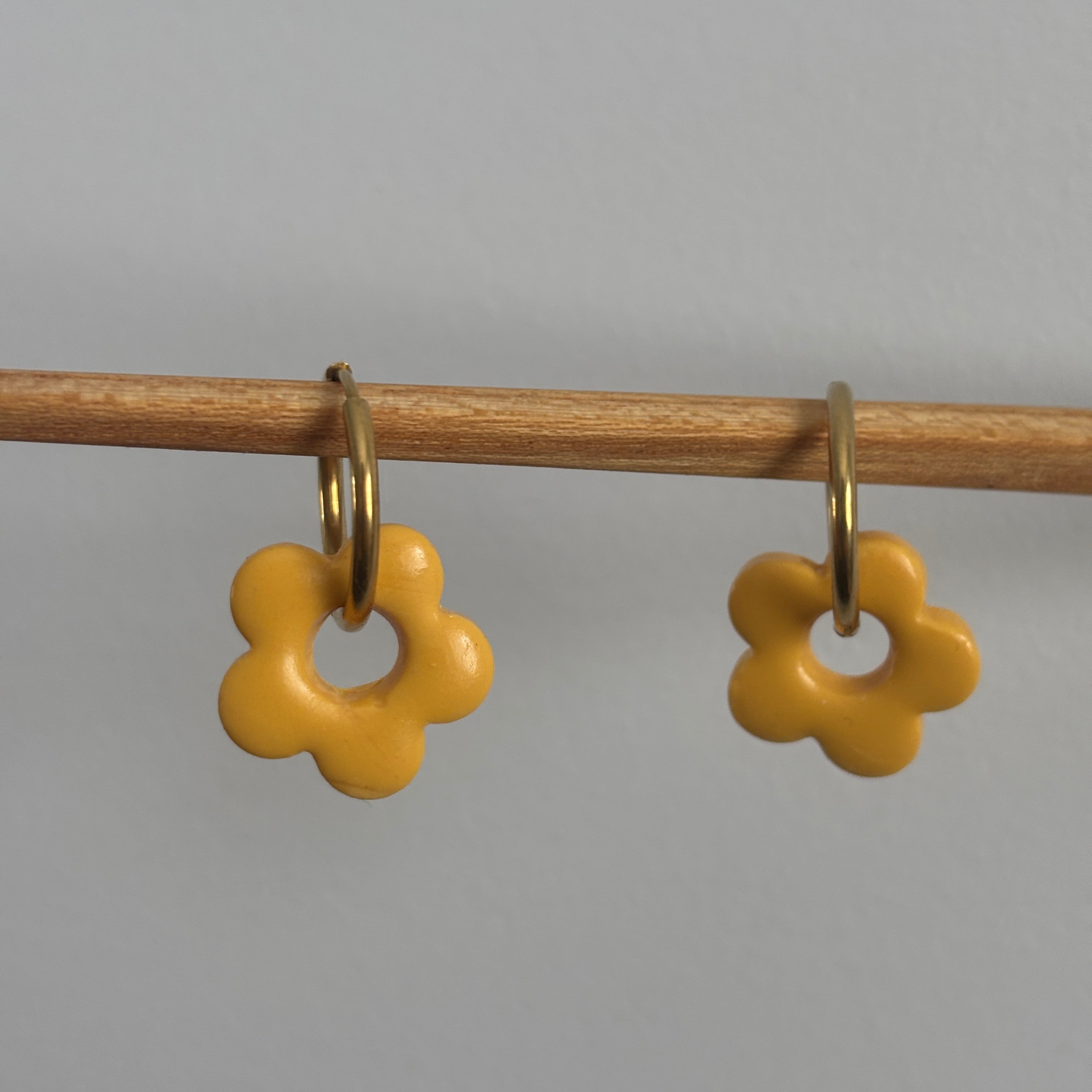 LULA CHARM - DARK YELLOW