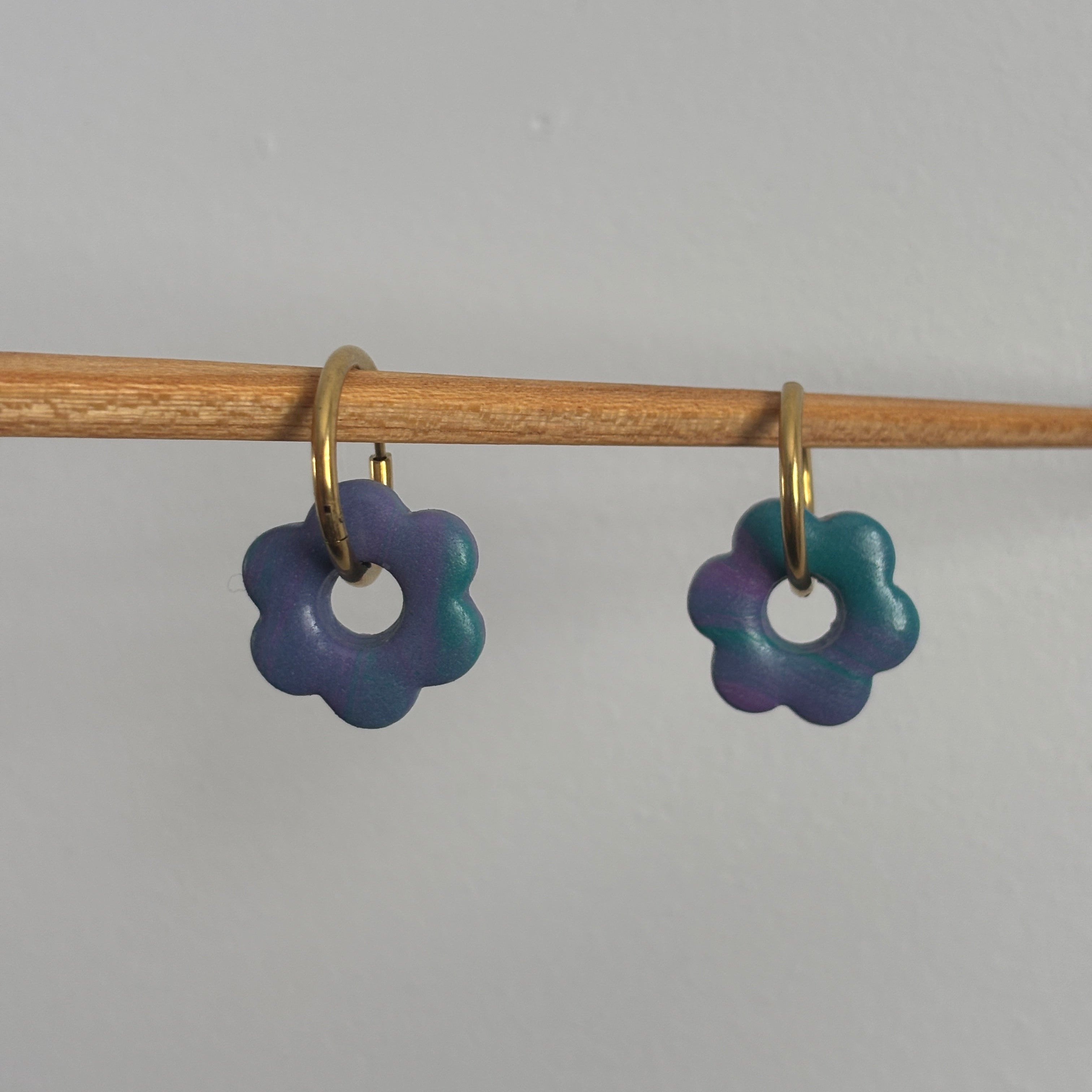 LUNA CHARM -  PURPLE & GREEN