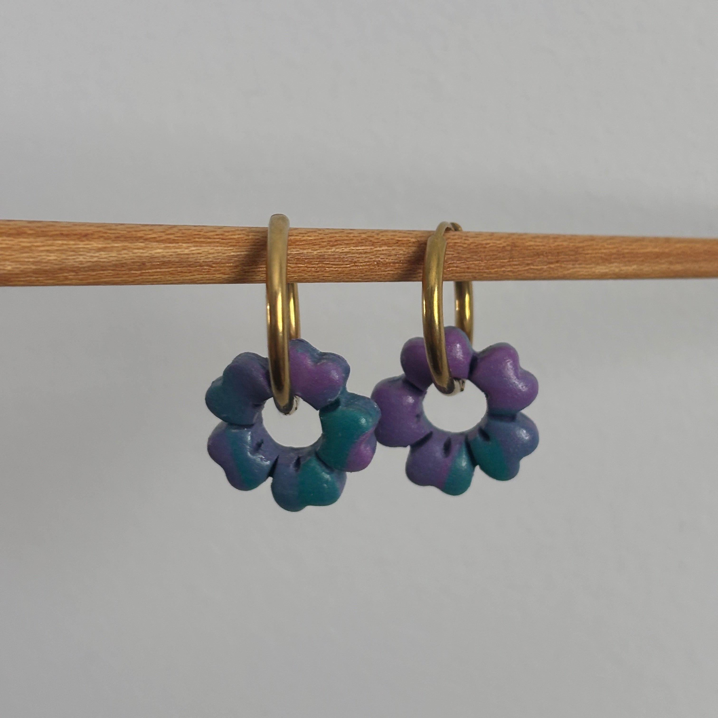 IVY CHARM - PURPLE & GREEN